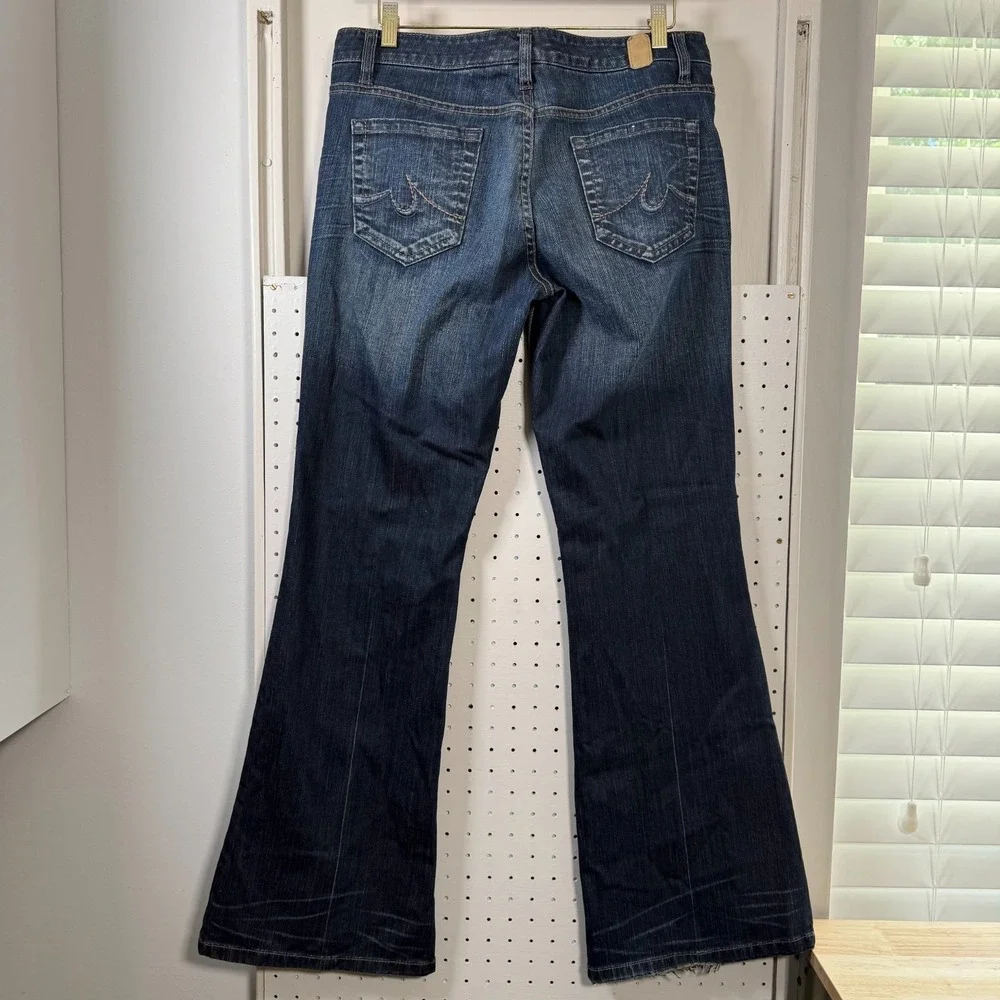 Maurices Molli Flare‎ Jeans Women's Blue Denim Mid Rise Stretch Pockets - 9/10